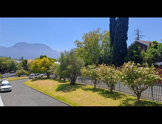 2 bed property to rent in WYNBERG
